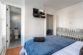 The Modern Retreat 4BR 2BA Near NYC and Airport